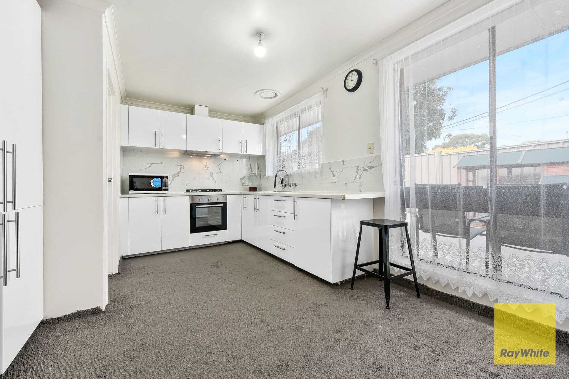 10 Sunnyside Avenue, Dandenong VIC 3175, Dandenong - Thumbnail 3