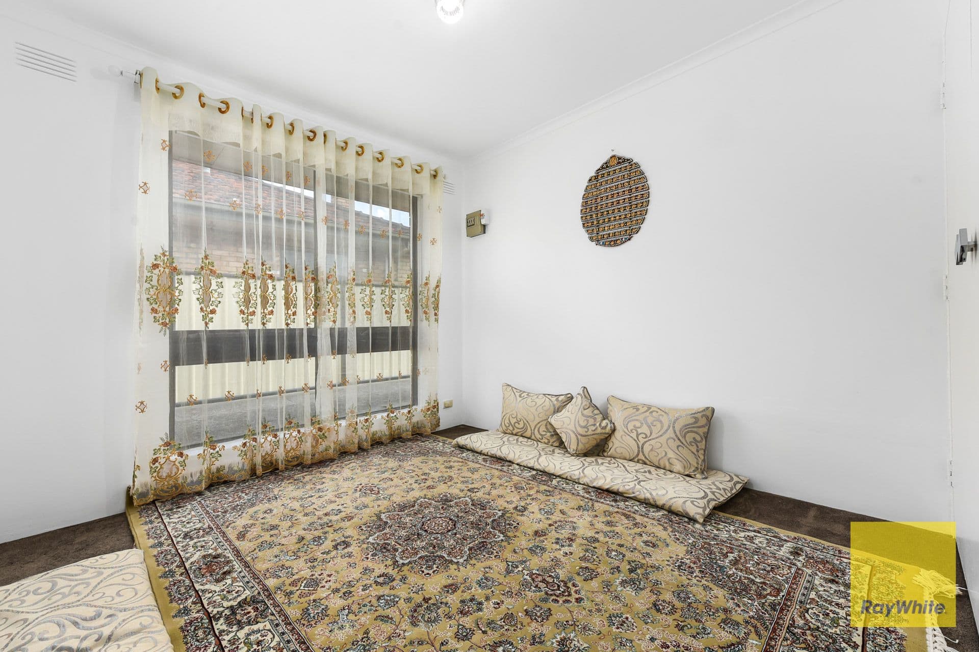 10 Sunnyside Avenue, Dandenong VIC 3175, Dandenong - Thumbnail 5