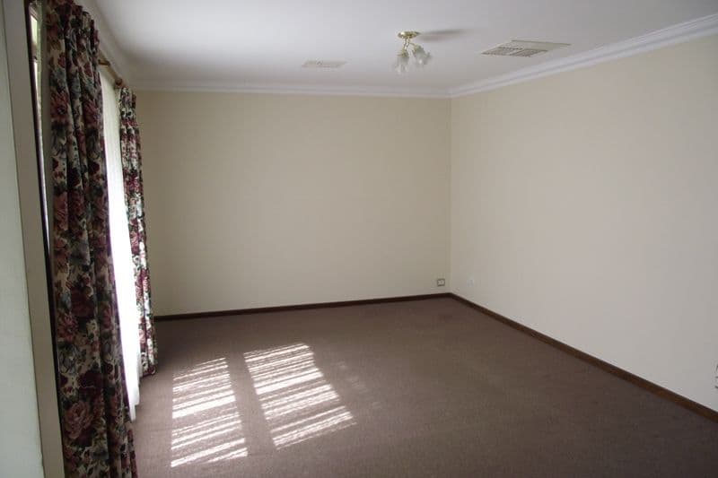 1 Madeira Drive, MORPHETT VALE SA 5162, Morphett Vale - Thumbnail 2