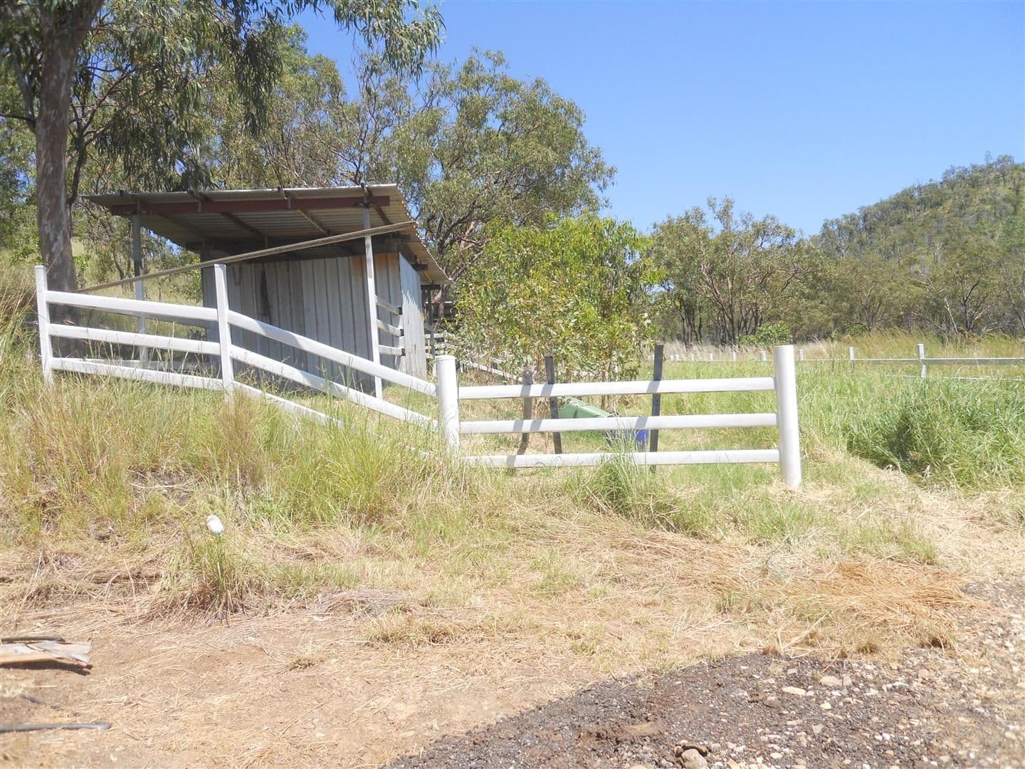 360 Aremby Road, BOULDERCOMBE QLD 4702, Bouldercombe - Thumbnail 3