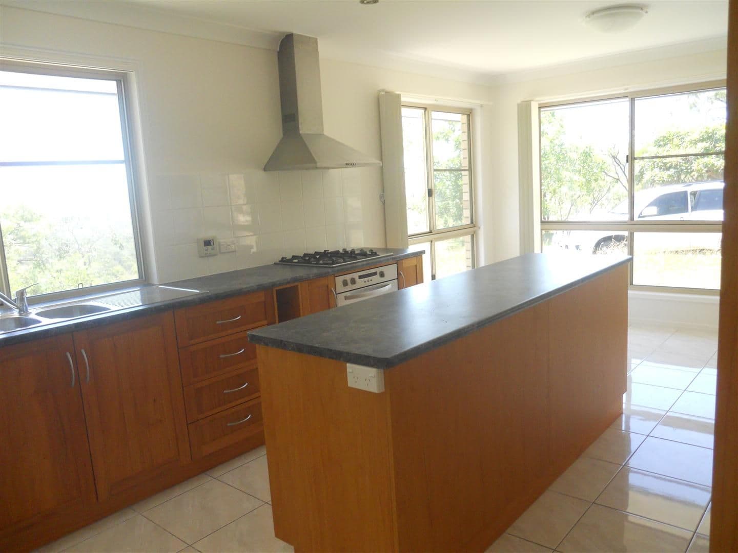 360 Aremby Road, BOULDERCOMBE QLD 4702, Bouldercombe - Thumbnail 5