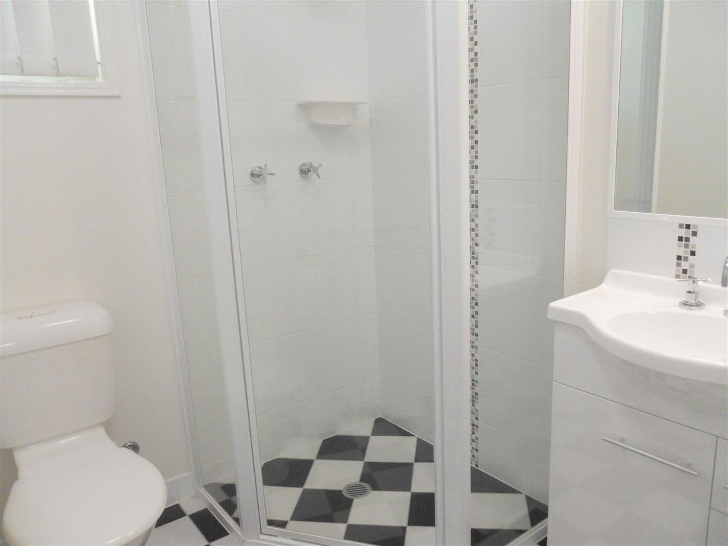 360 Aremby Road, BOULDERCOMBE QLD 4702, Bouldercombe - Thumbnail 7