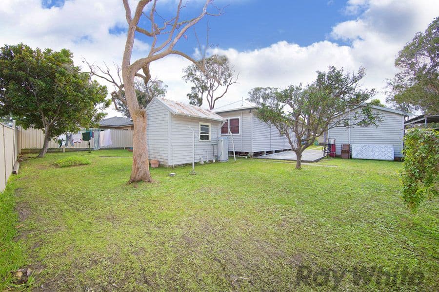 19 Narambi Road, Buff Point NSW 2262, Buff Point - Thumbnail 3