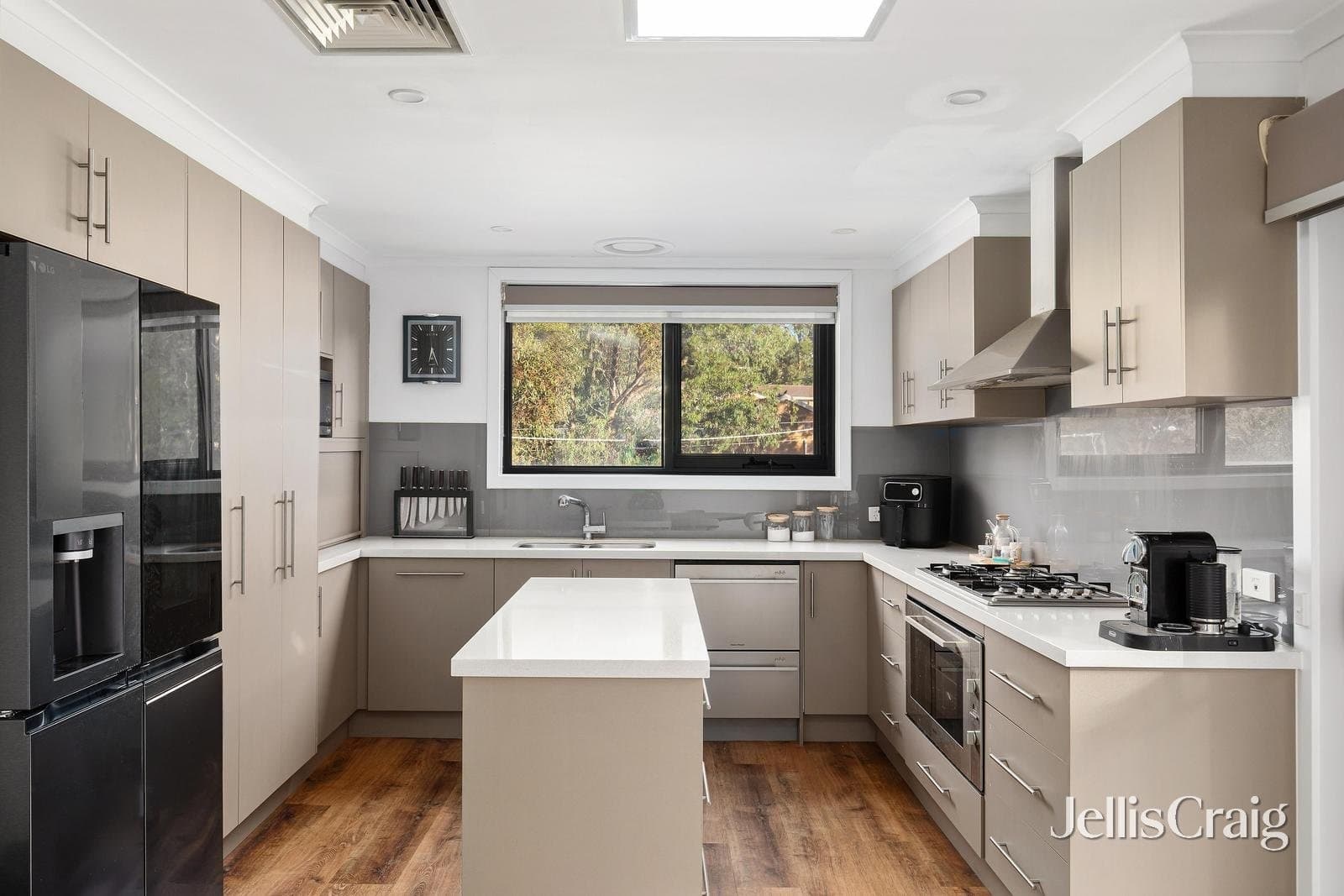 47 Kempston Street, Greensborough, Greensborough - Thumbnail 7