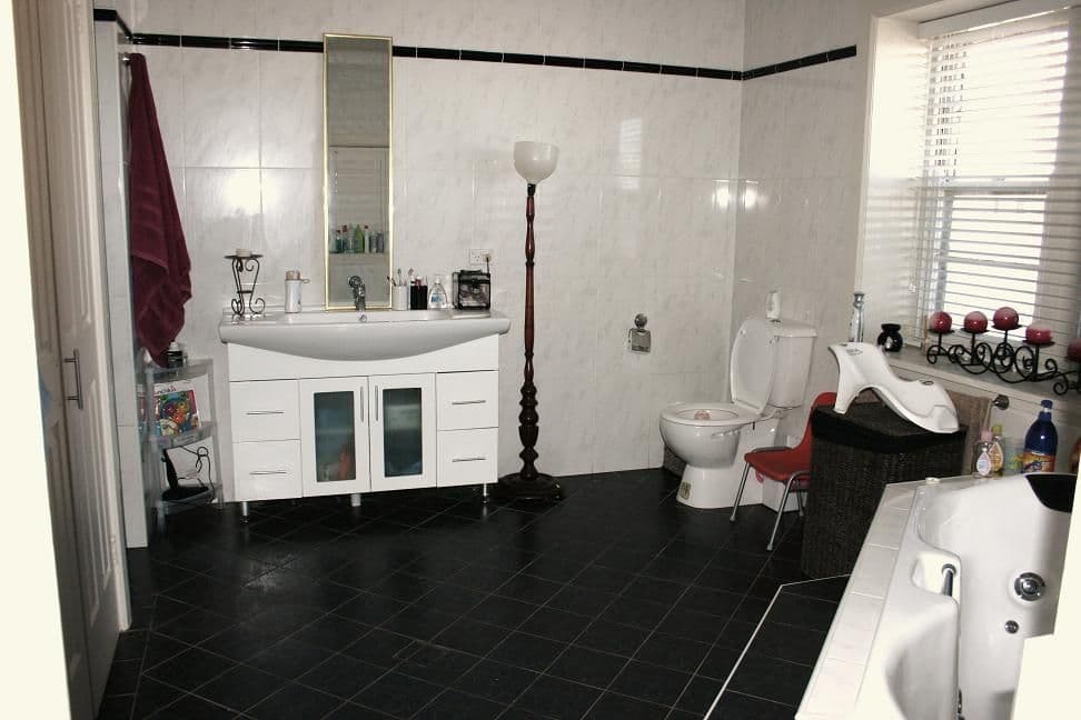 57 Clinton Street, GOULBURN NSW 2580, Goulburn - Thumbnail 3