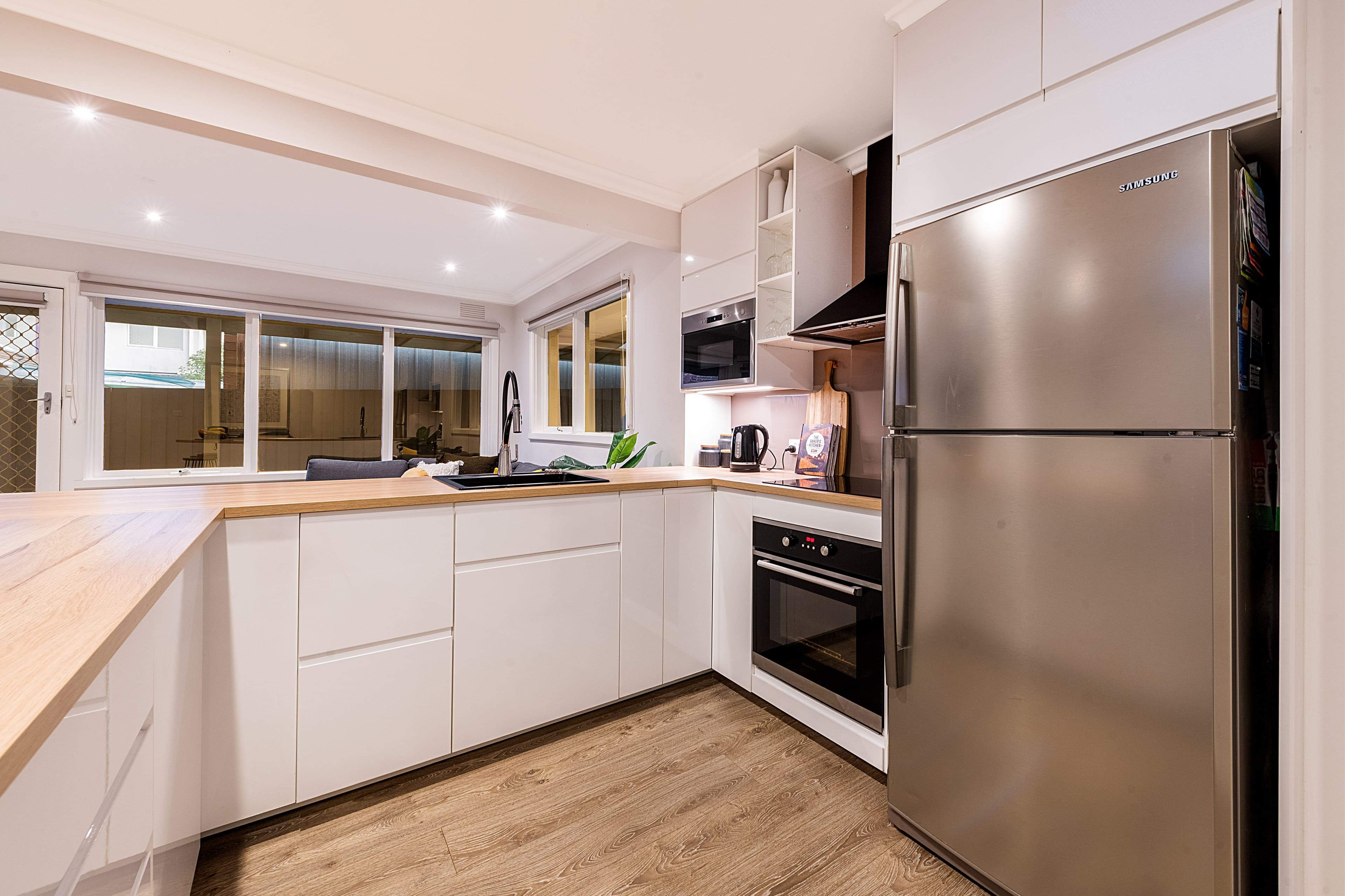 9 O'Connor Road, Knoxfield VIC 3180, Knoxfield - Thumbnail 2