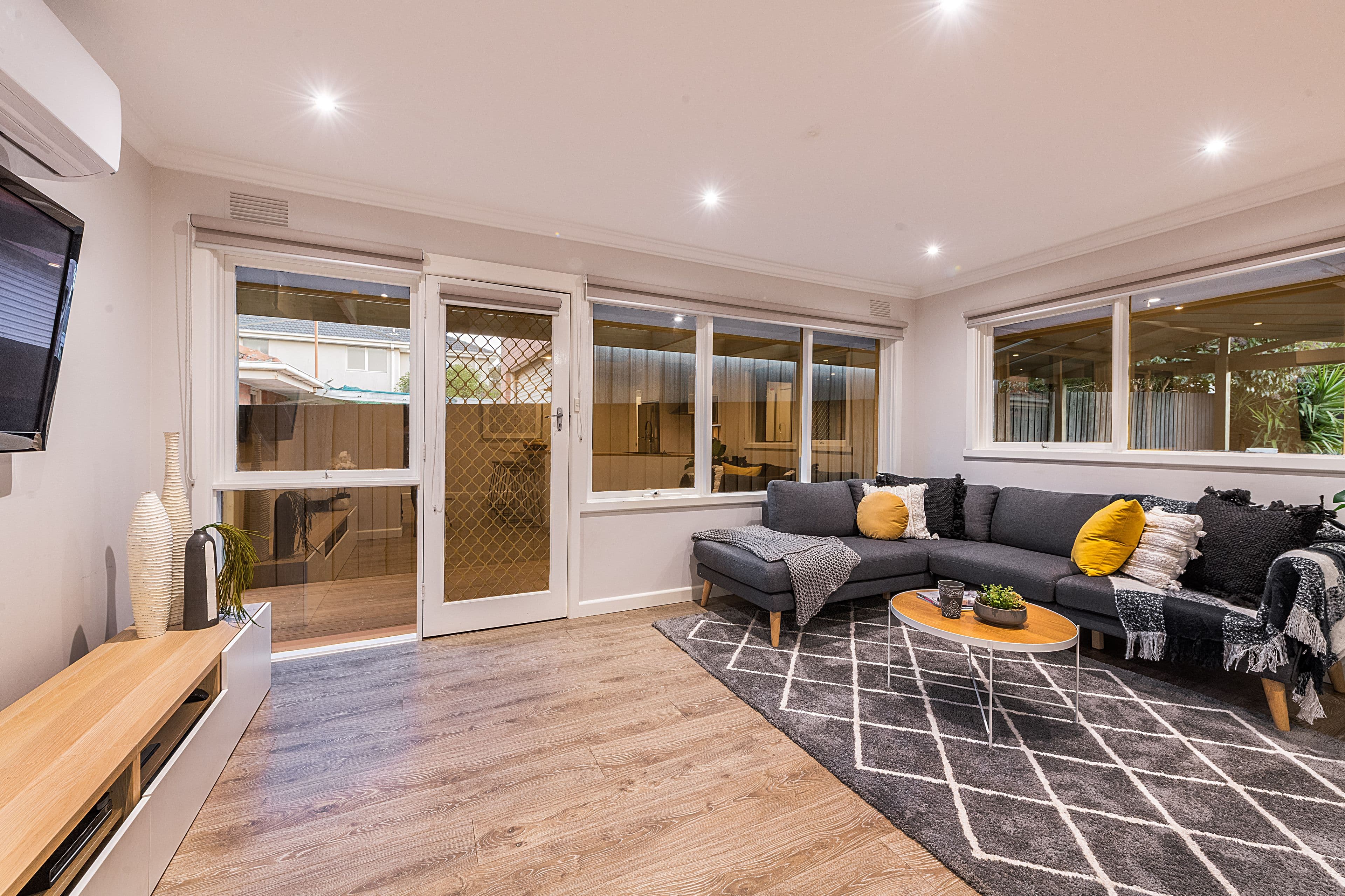9 O'Connor Road, Knoxfield VIC 3180, Knoxfield - Thumbnail 5