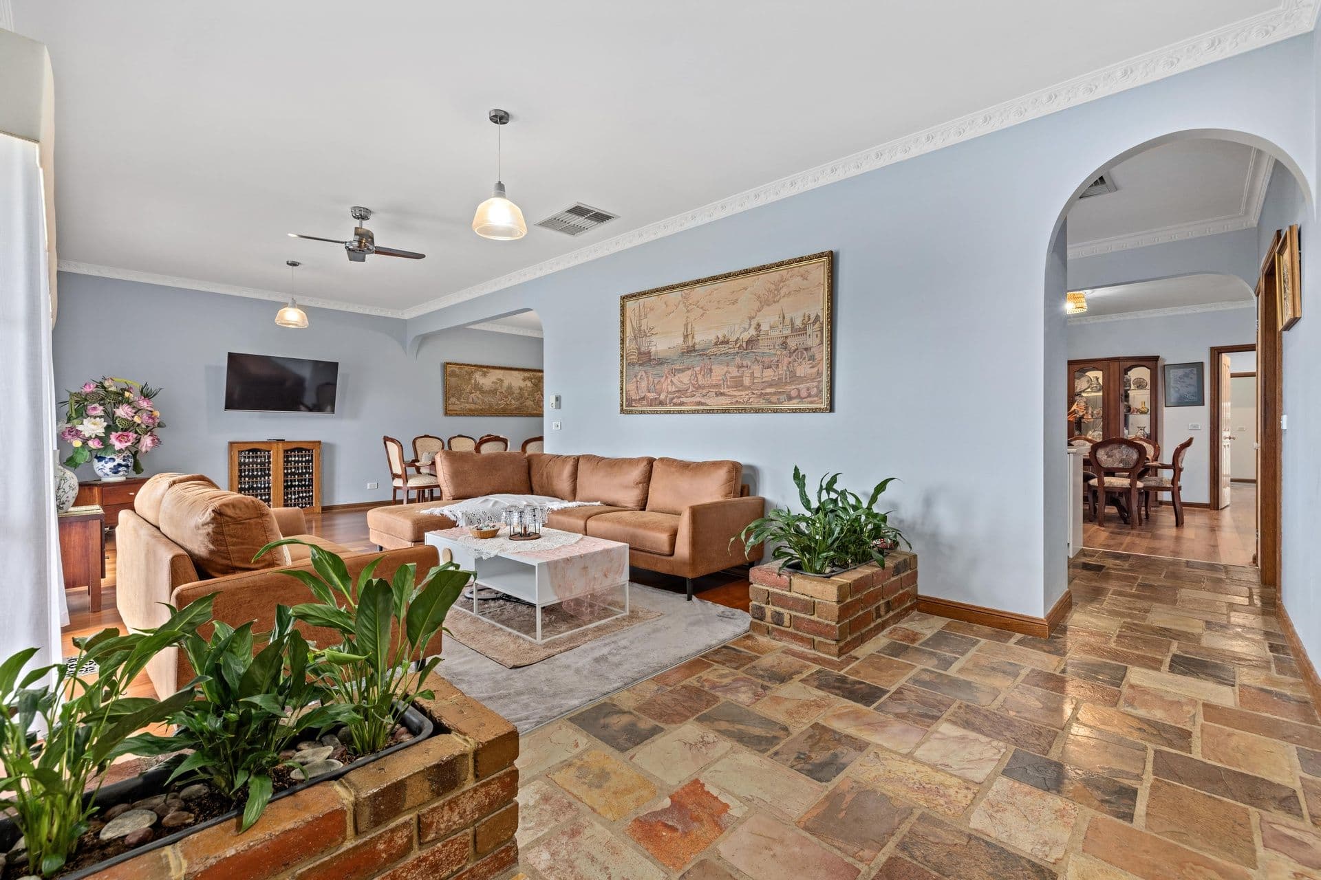16 Lodge Crescent, Berwick VIC 3806, Berwick - Thumbnail 3