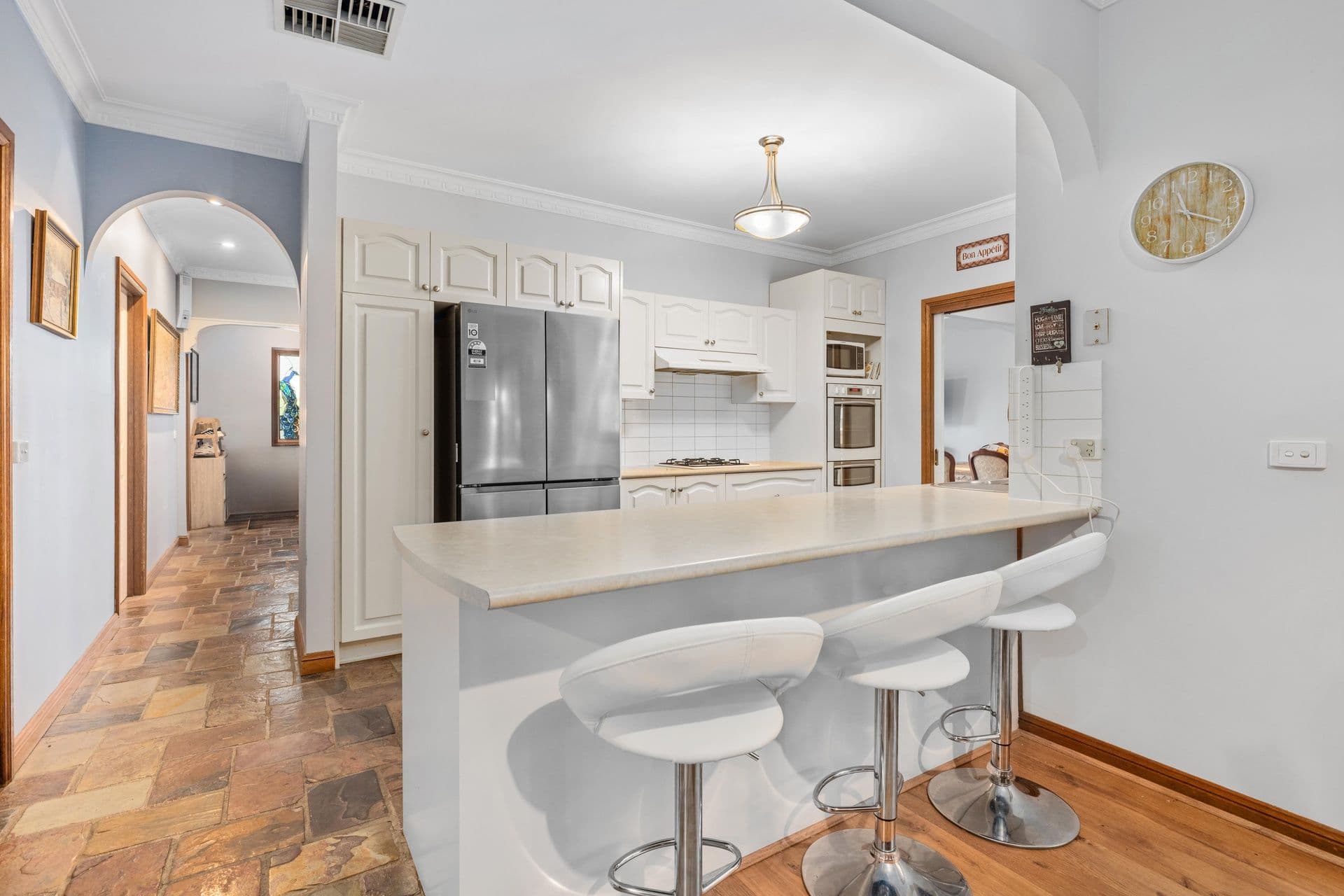 16 Lodge Crescent, Berwick VIC 3806, Berwick - Thumbnail 6