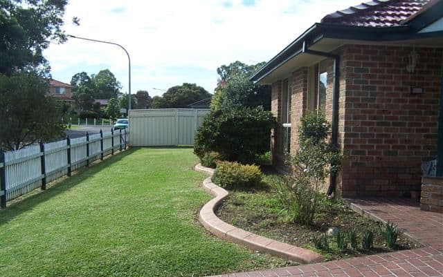 6 Devaney Place, GLENMORE PARK NSW 2745, Glenmore Park - Thumbnail 2