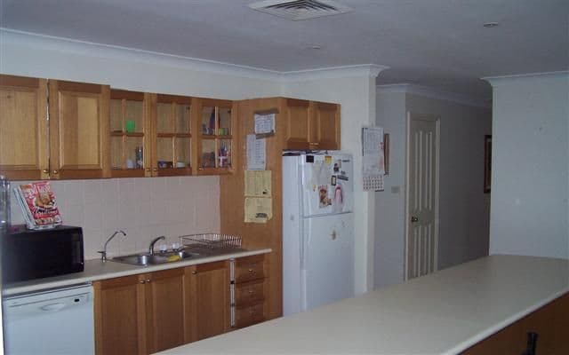 6 Devaney Place, GLENMORE PARK NSW 2745, Glenmore Park - Thumbnail 4