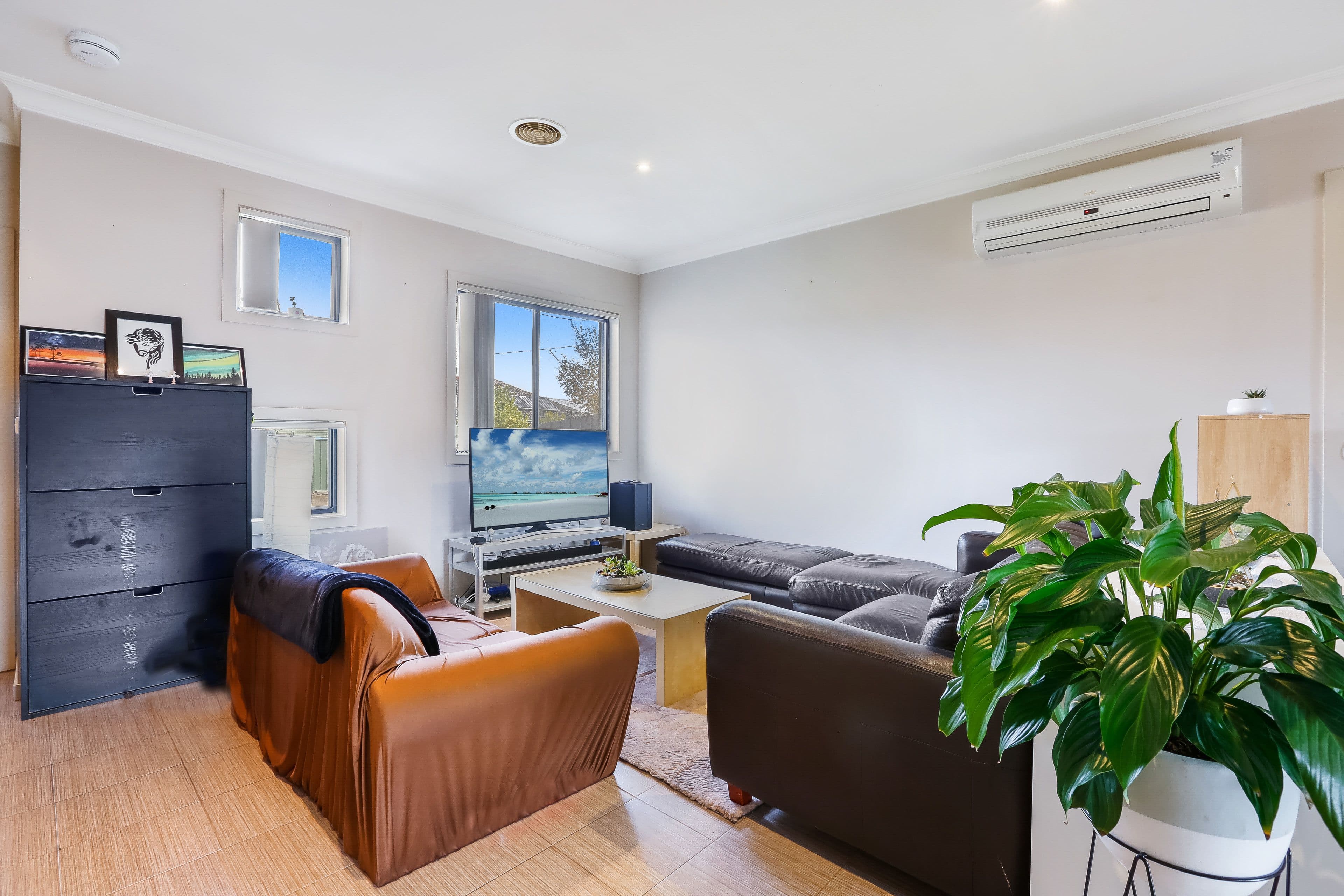 36 Lichfield Avenue, Jacana VIC 3047, Jacana - Thumbnail 2