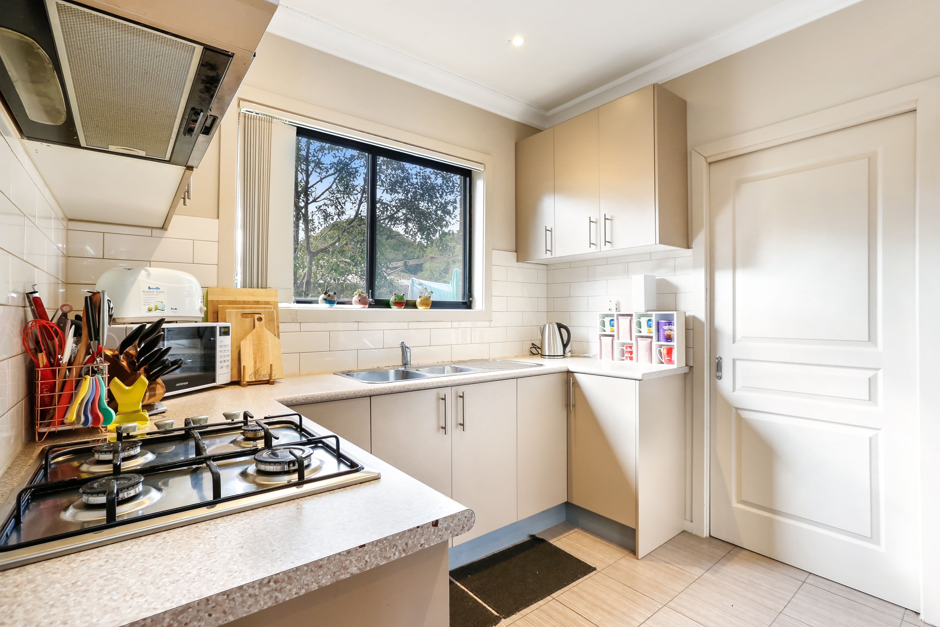 36 Lichfield Avenue, Jacana VIC 3047, Jacana - Thumbnail 3