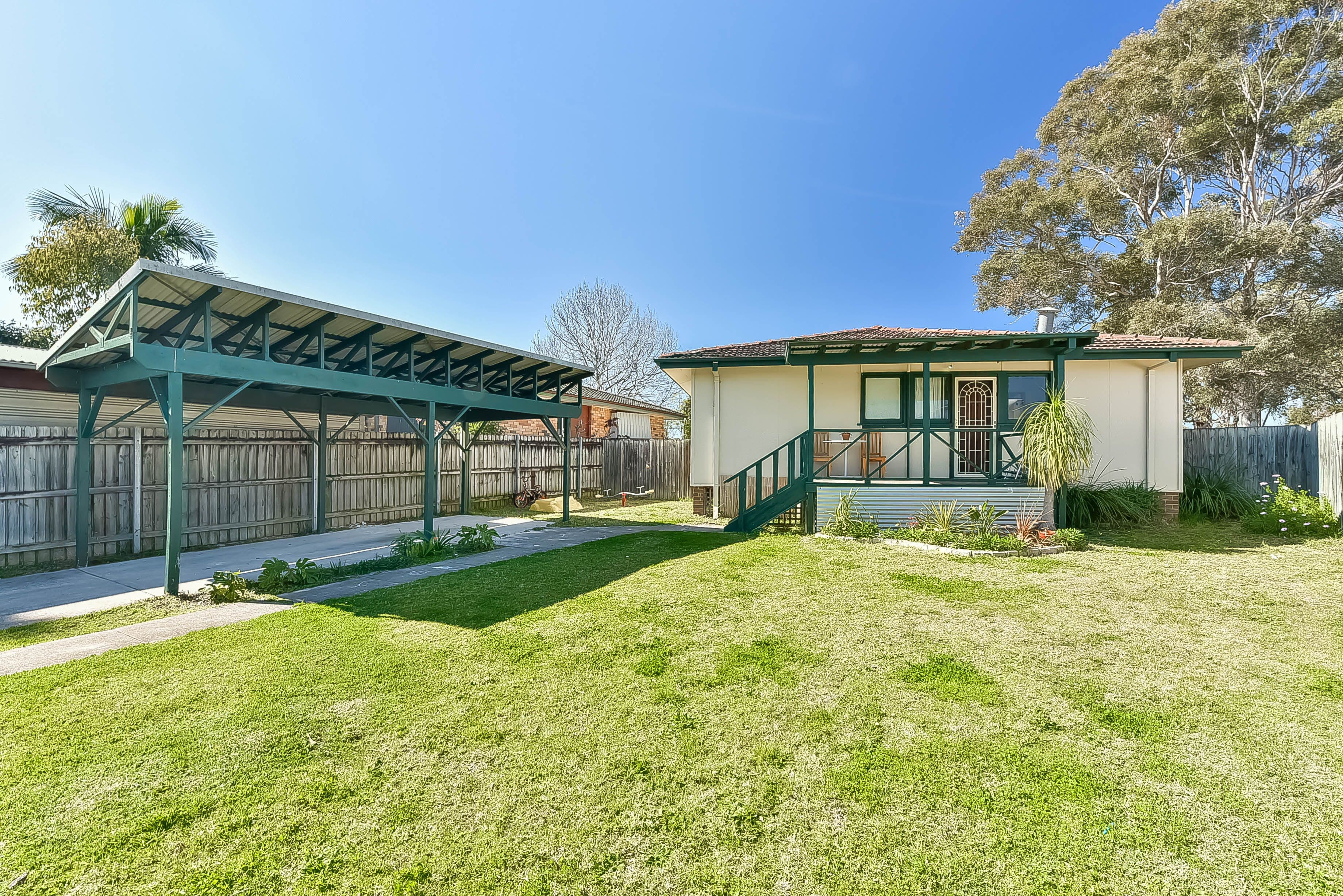 33 Tea Tree Crescent, Macquarie Fields - Image 1