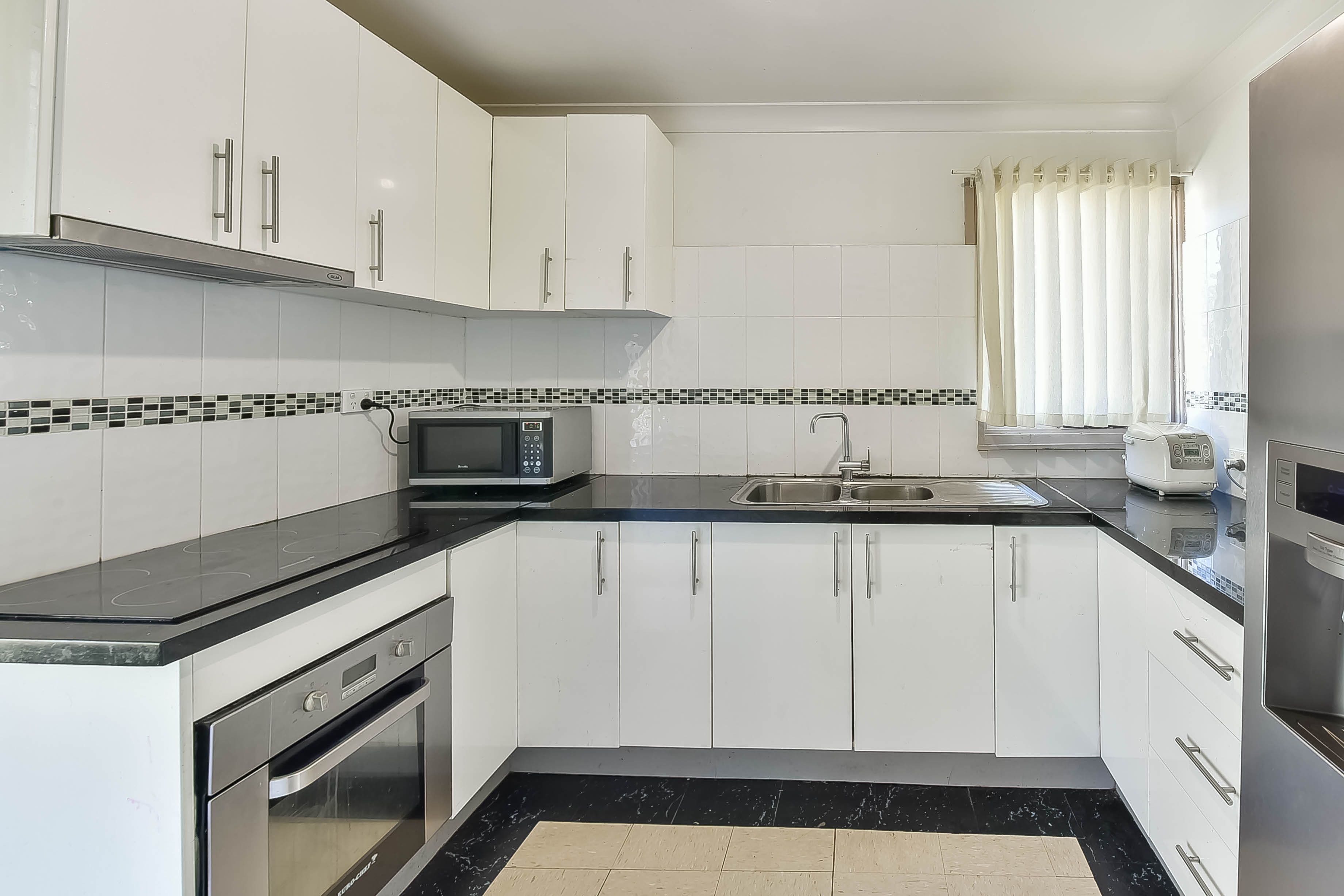 33 Tea Tree Crescent, Macquarie Fields - Thumbnail 3