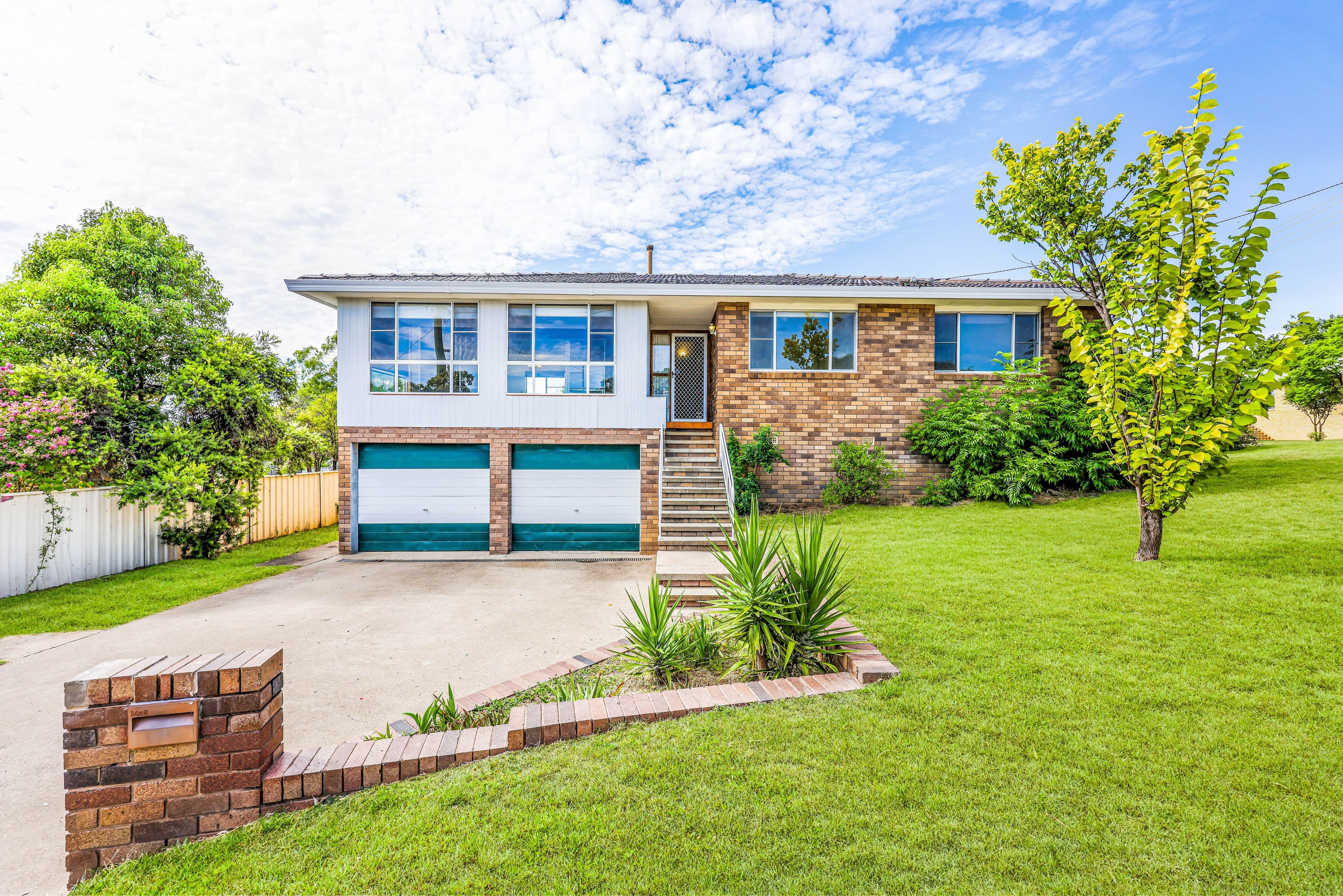 37 Kyooma Street, Tamworth NSW 2340, Hillvue - Image 1