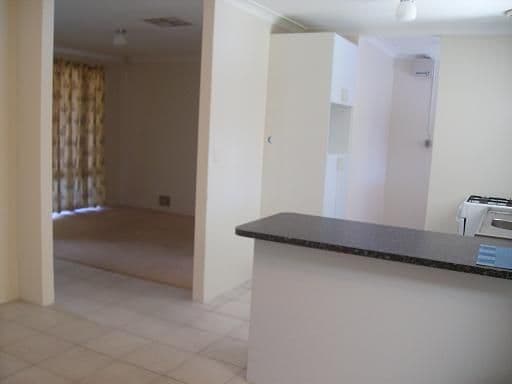 31 Grafham Road, BROOKDALE WA 6112, Brookdale - Thumbnail 4