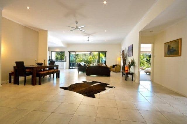 25 Riviera Crescent, PEREGIAN SPRINGS QLD 4573, Peregian Springs - Thumbnail 2