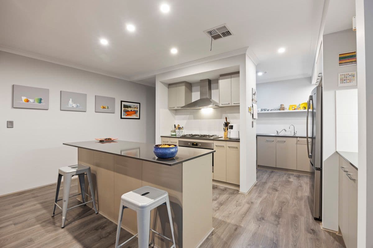 15 Broadgate Boulevard, Yanchep WA 6035, Yanchep - Thumbnail 4