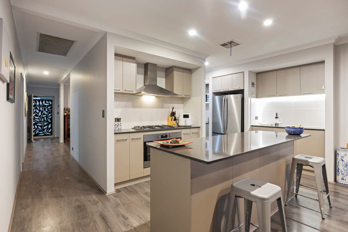 15 Broadgate Boulevard, Yanchep WA 6035, Yanchep - Thumbnail 5