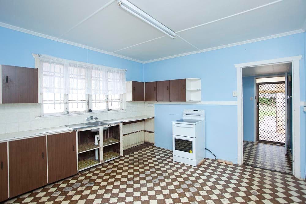 70 Perkins Street, UPPER MOUNT GRAVATT QLD 4122, Upper Mount Gravatt - Thumbnail 7