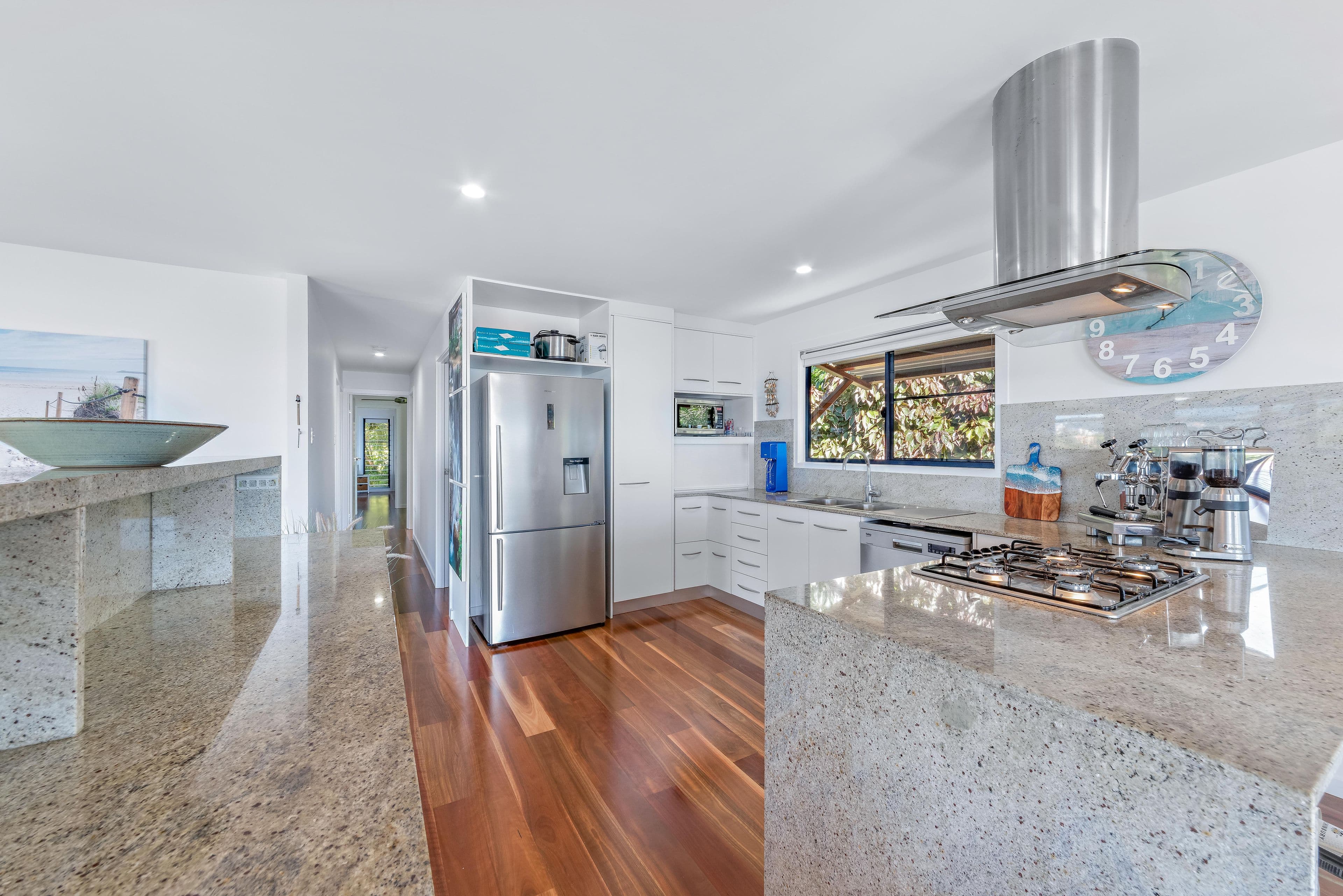 9 Kara Crescent, Airlie Beach QLD 4802, Airlie Beach - Thumbnail 5