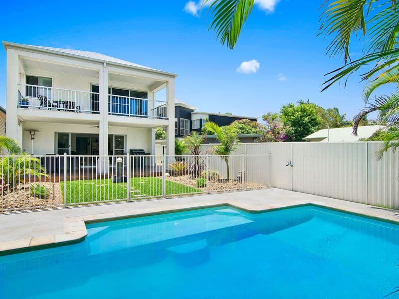 22 Sixth Avenue, PALM BEACH QLD 4221, Palm Beach - Thumbnail 3