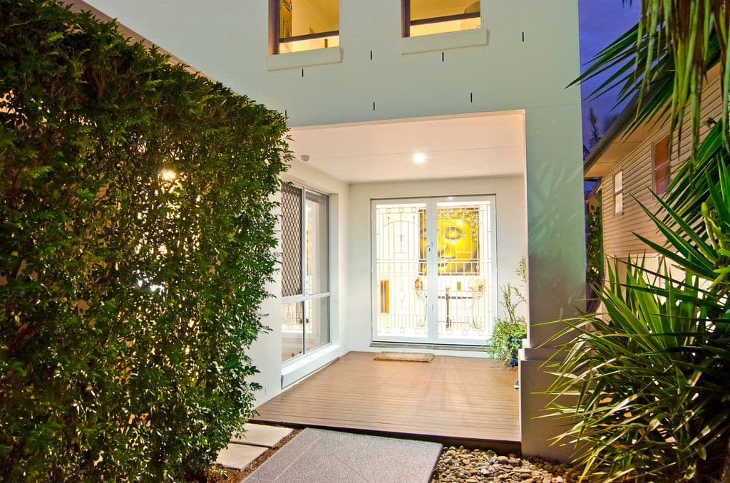 22 Sixth Avenue, PALM BEACH QLD 4221, Palm Beach - Thumbnail 5