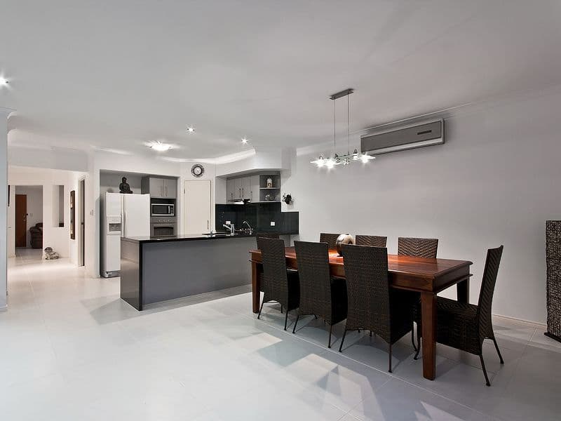 22 Sixth Avenue, PALM BEACH QLD 4221, Palm Beach - Thumbnail 8
