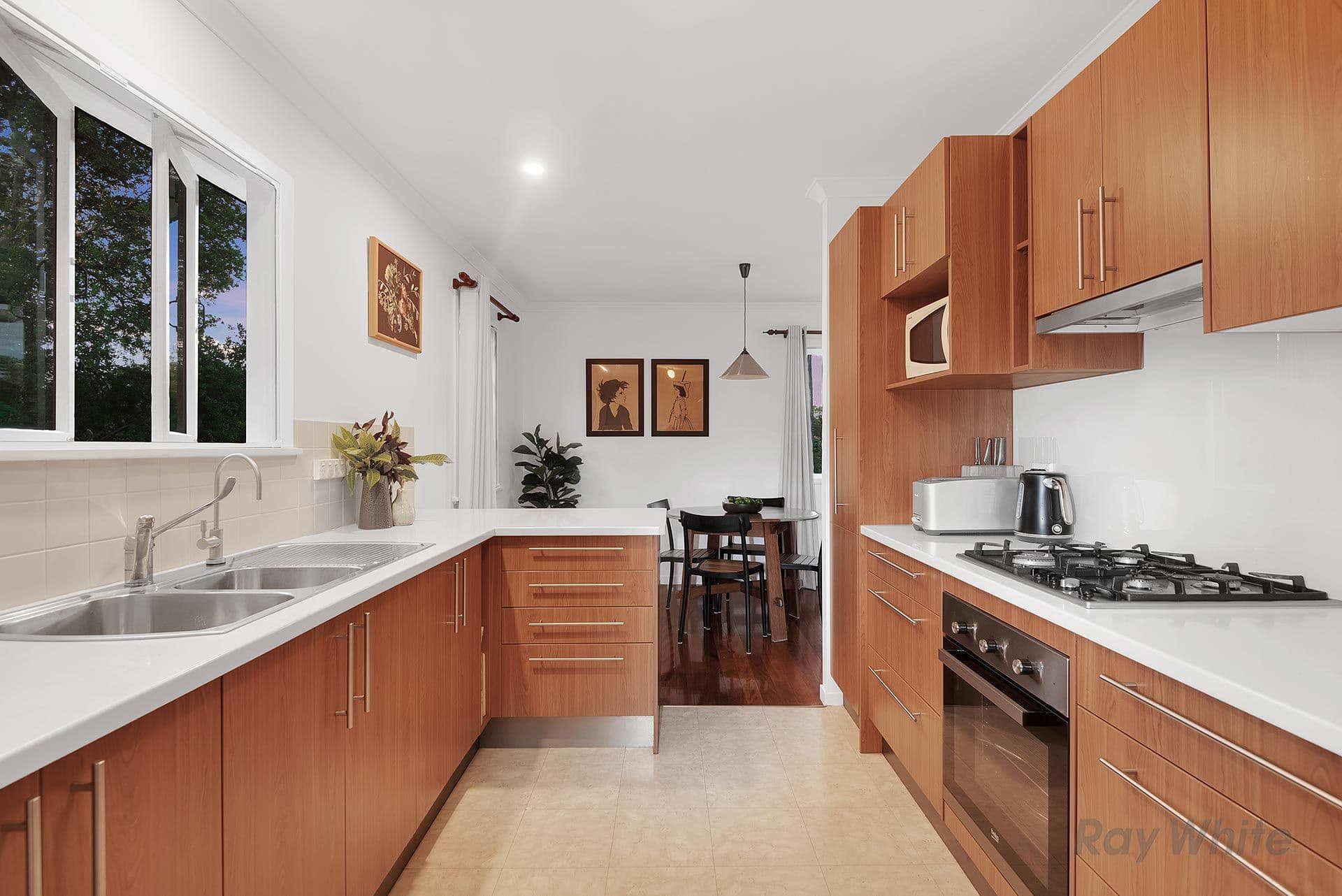 37 Boambillee Street, Mount Gravatt East QLD 4122, Mount Gravatt East - Thumbnail 2
