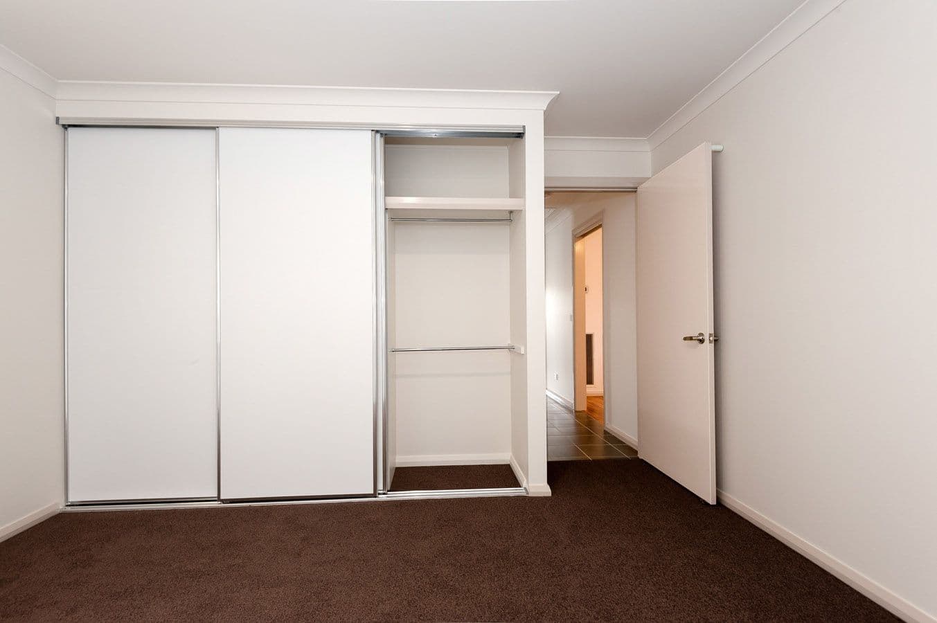 9 Knowles Court, Thurgoona - Thumbnail 7