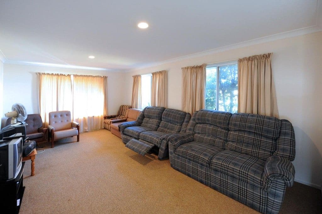 11 Hennenlotter Court, KEARNEYS SPRING QLD 4350, Kearneys Spring - Thumbnail 2