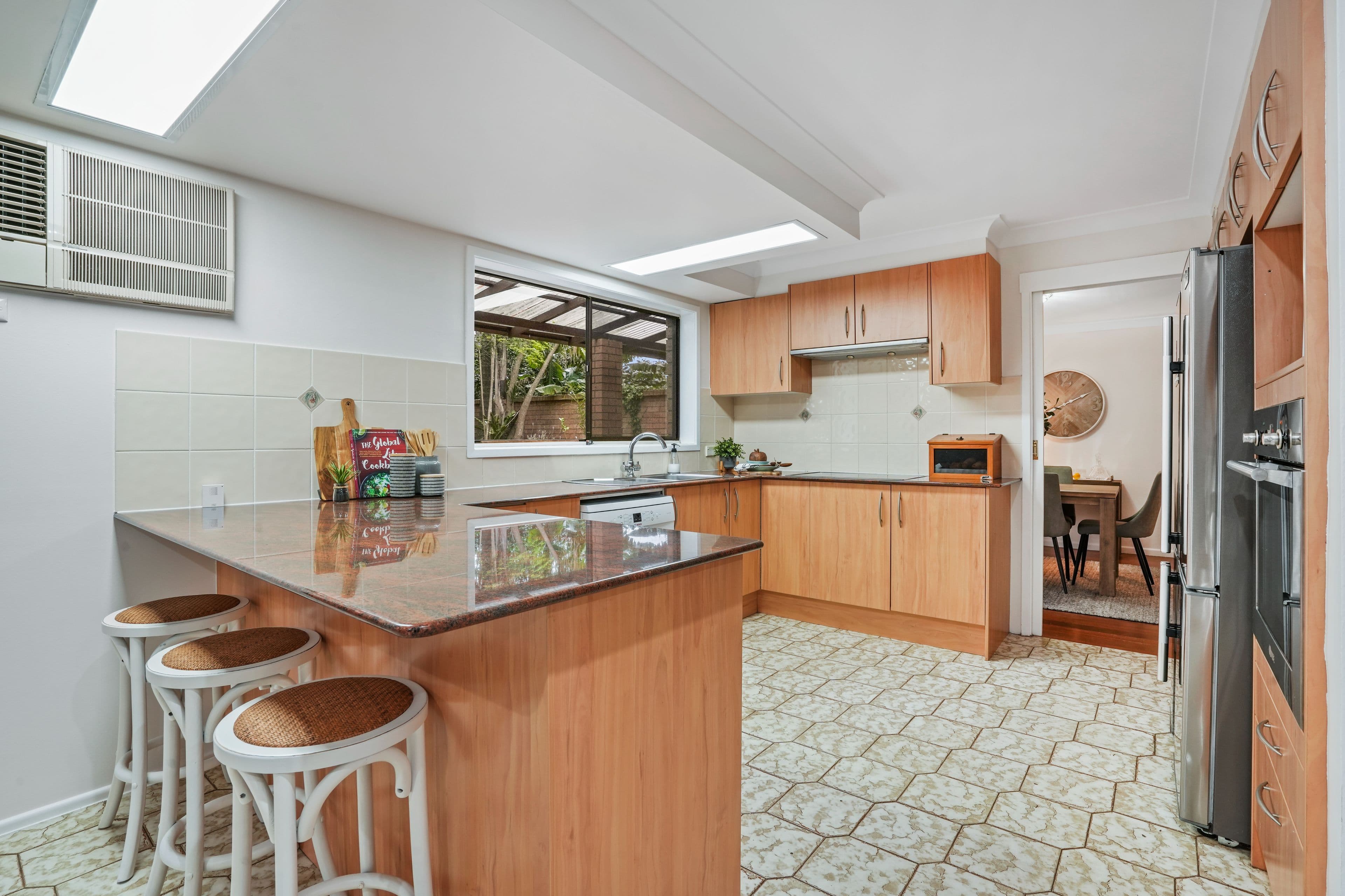 84 Fishburn Crescent, Castle Hill NSW 2154, Castle Hill - Thumbnail 6