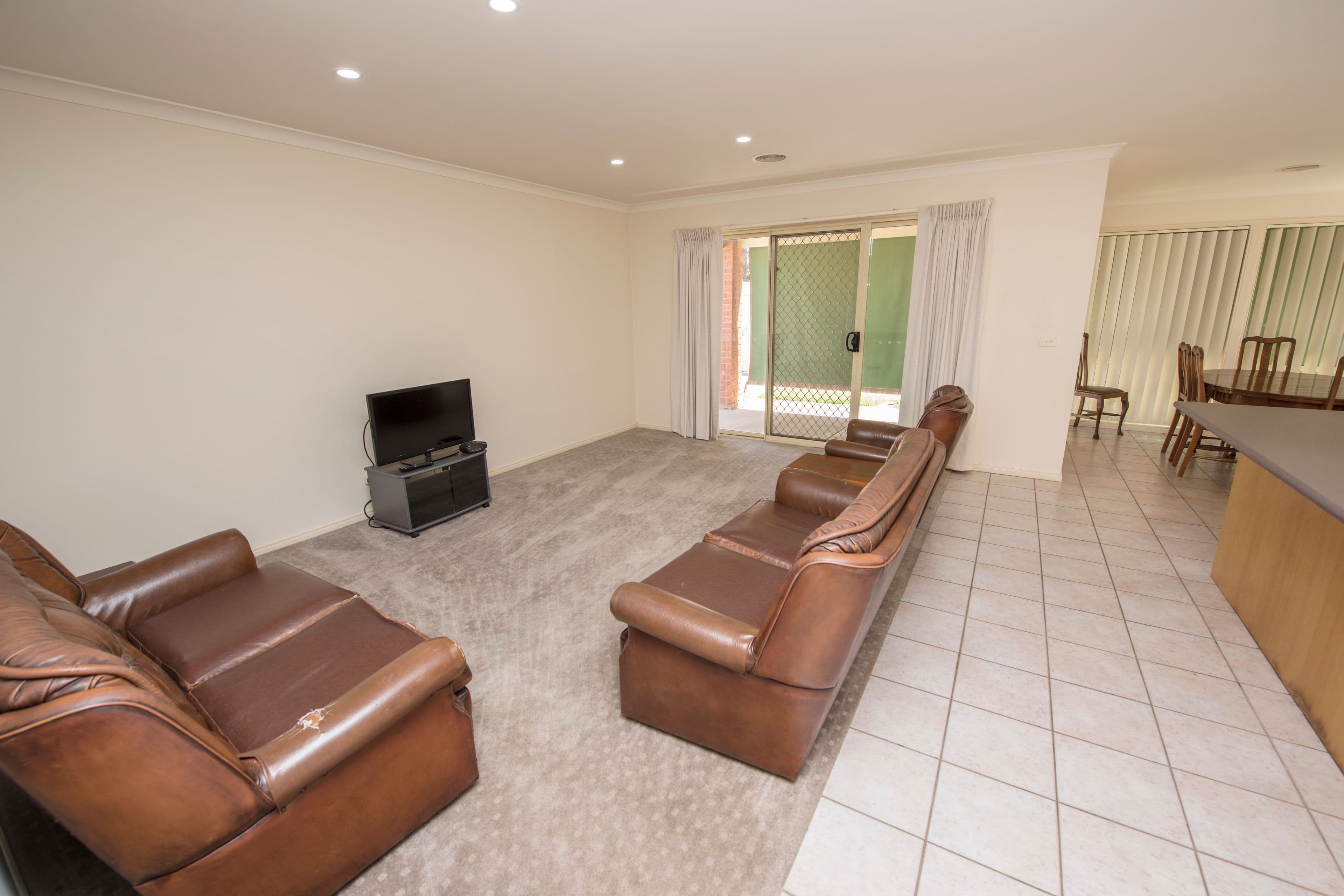 4 Gaethan Drive, Swan Hill VIC 3585, Swan Hill - Thumbnail 2