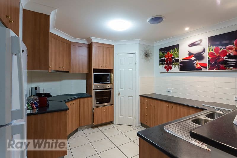 10 Timkelnik Crescent, VICTORIA POINT QLD 4165, Victoria Point - Thumbnail 3