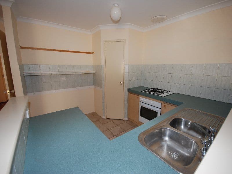 43 Westmoreland Circle, BERTRAM WA 6167, Bertram - Thumbnail 4