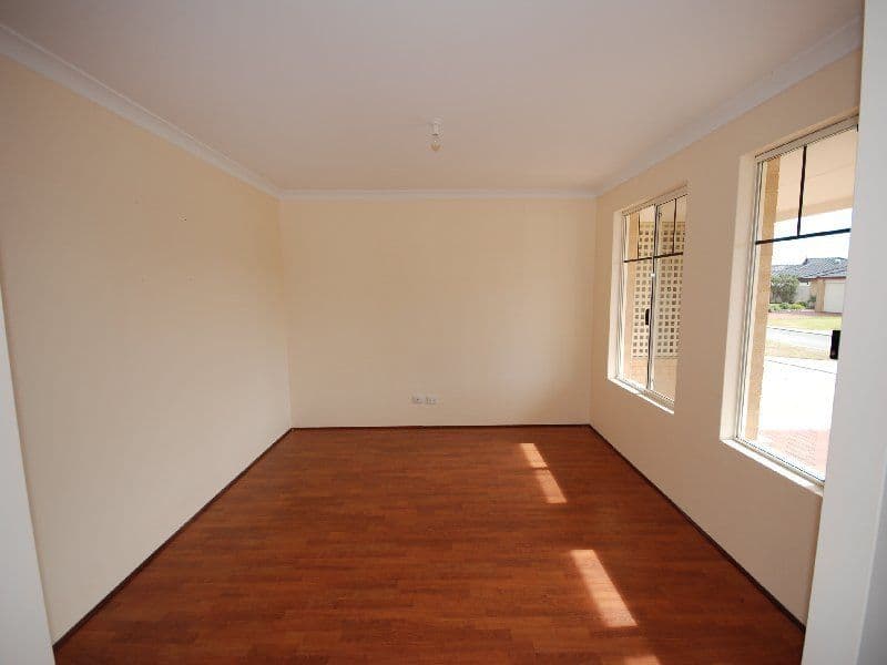 43 Westmoreland Circle, BERTRAM WA 6167, Bertram - Thumbnail 5