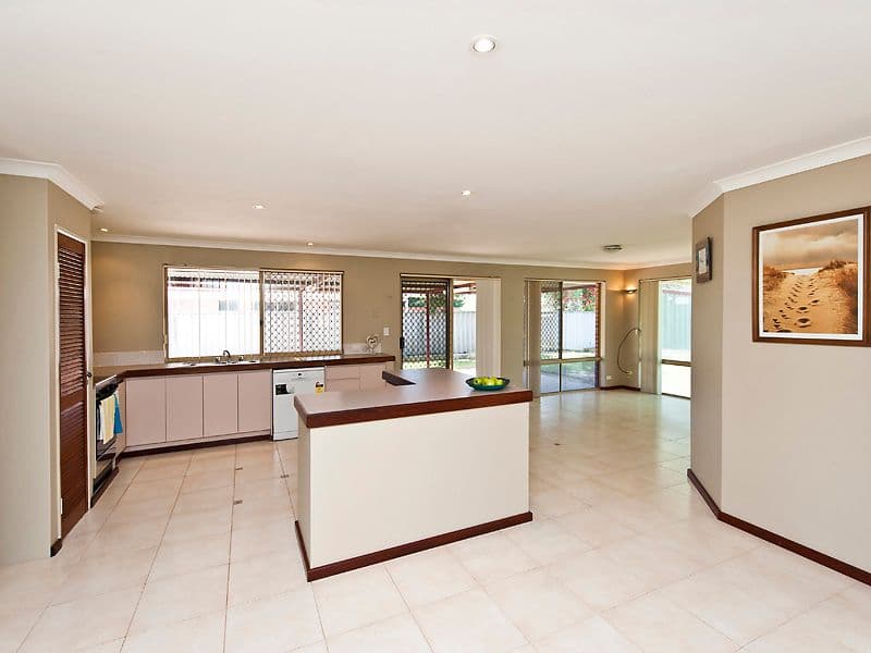 34 Sextant Avenue, WAIKIKI WA 6169, Waikiki - Thumbnail 4