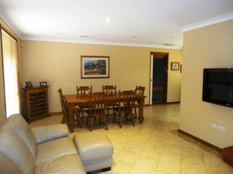 6 Hirst Place, FAIRFIELD WEST NSW 2165, Fairfield West - Thumbnail 4