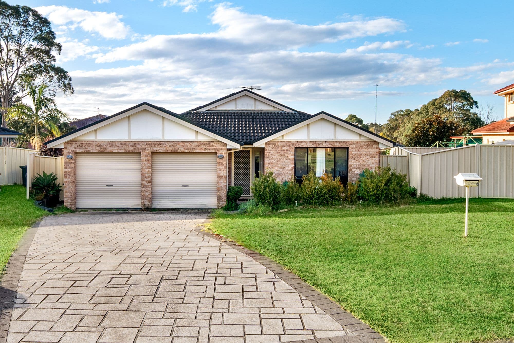 4 Gibbs Place, St Helens Park NSW 2560, St Helens Park - Image 1