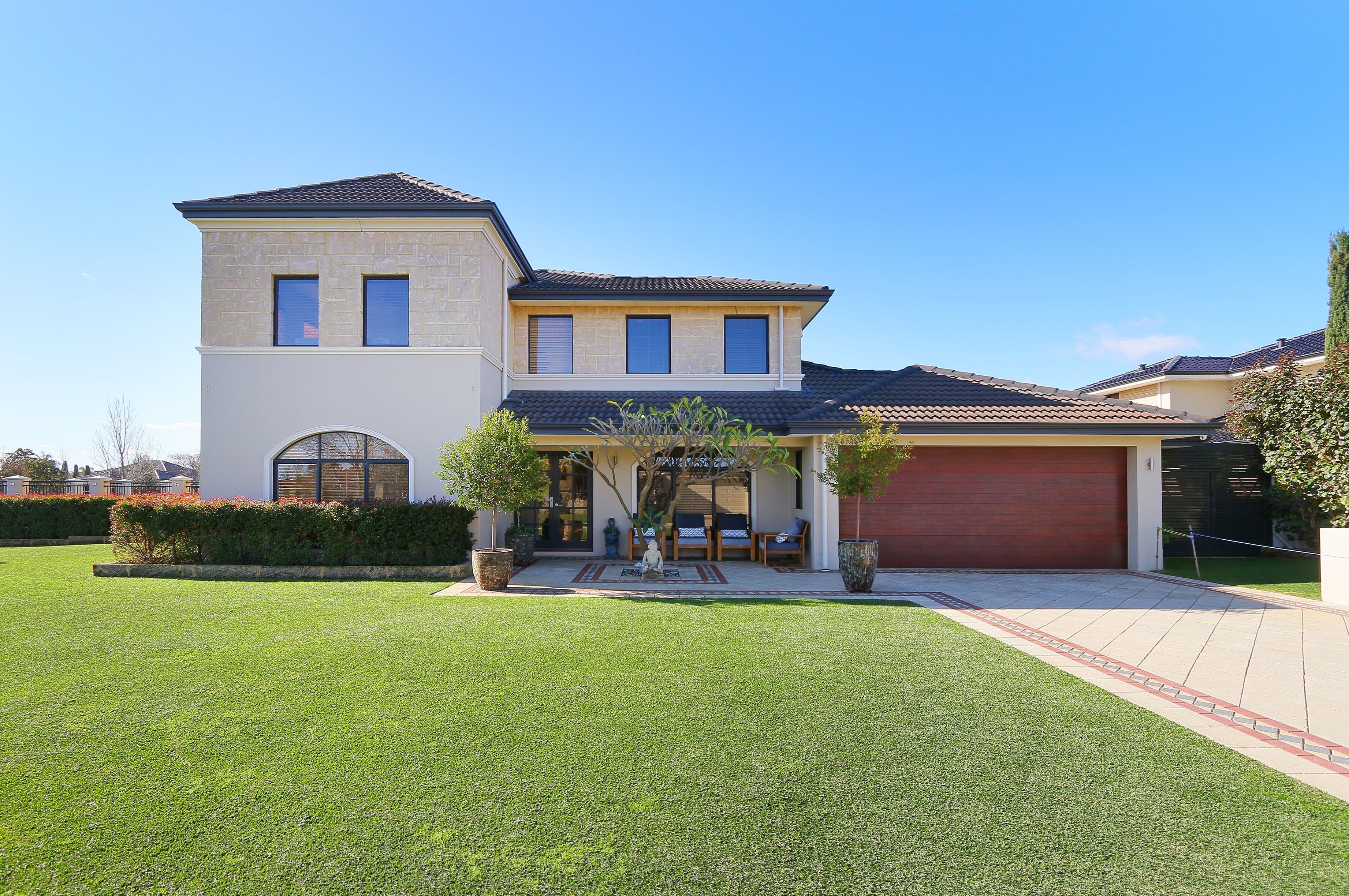 2 Tremont Gardens, Canning Vale WA 6155, Canning Vale - Thumbnail 3