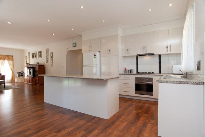 26 Echuca Way, EPPING VIC 3076, Epping - Thumbnail 2