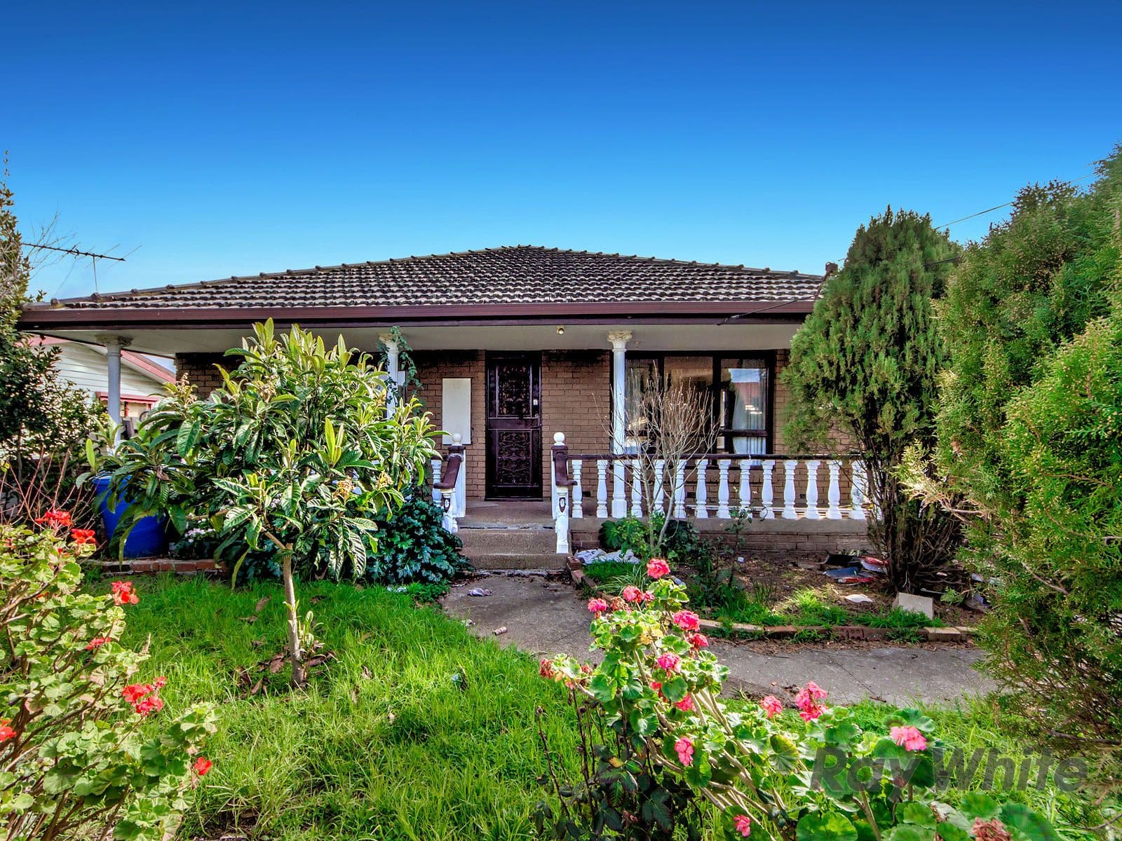 13 Harmon Avenue, St Albans VIC 3021, St Albans - Image 1