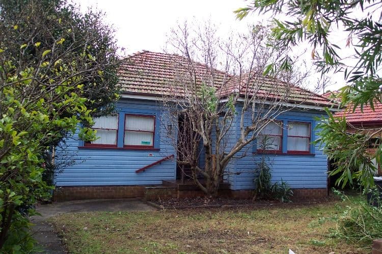 6 Achilles Avenue, WOLLONGONG NSW 2500, North Wollongong - Thumbnail 2