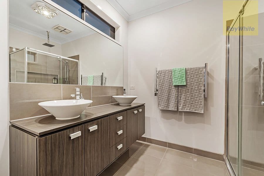 26 Milswyn Street, Craigieburn VIC 3064, Craigieburn - Thumbnail 4