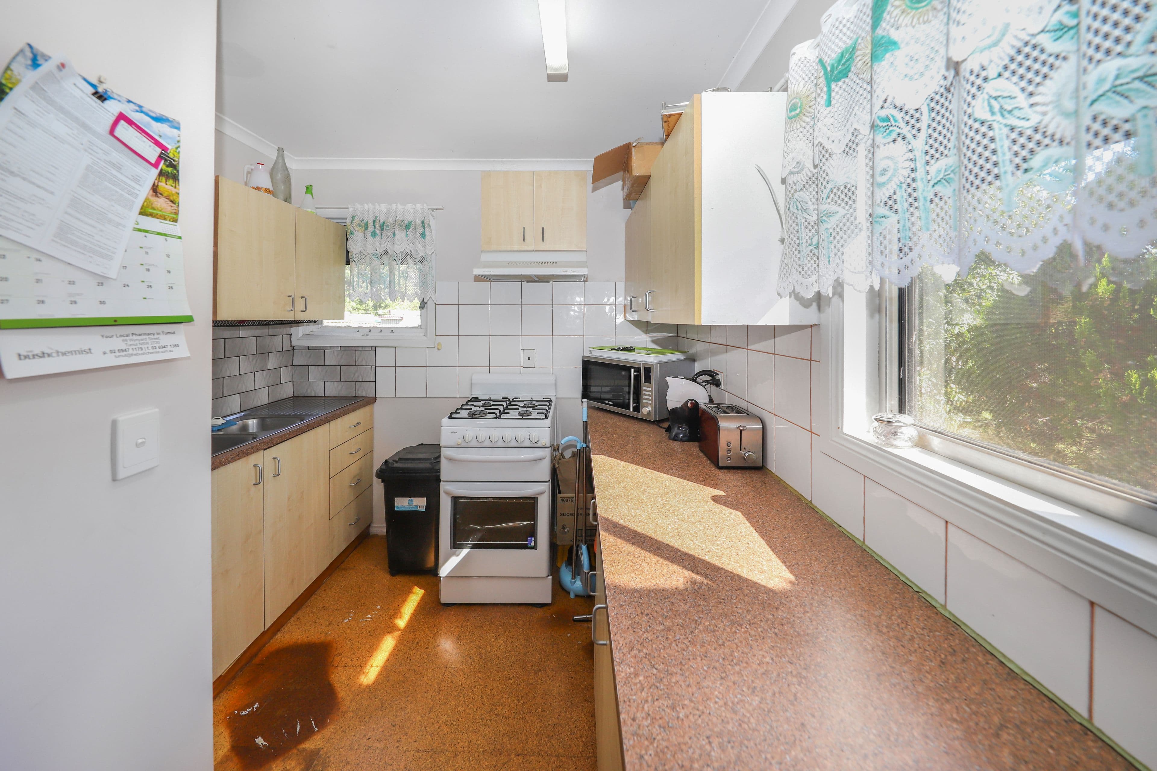 6 Wilga Street, Tumut NSW 2720, Tumut - Thumbnail 2