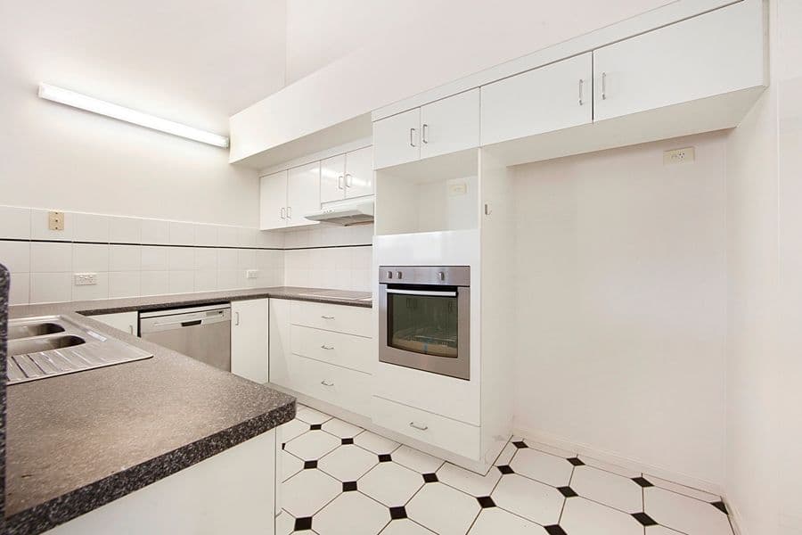 6 Alexandra Street, NORTH WARD QLD 4810, North Ward - Thumbnail 5