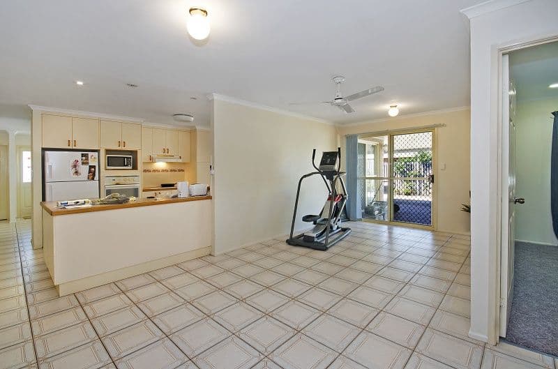 15 Kidston Avenue, RURAL VIEW QLD 4740, Rural View - Thumbnail 4