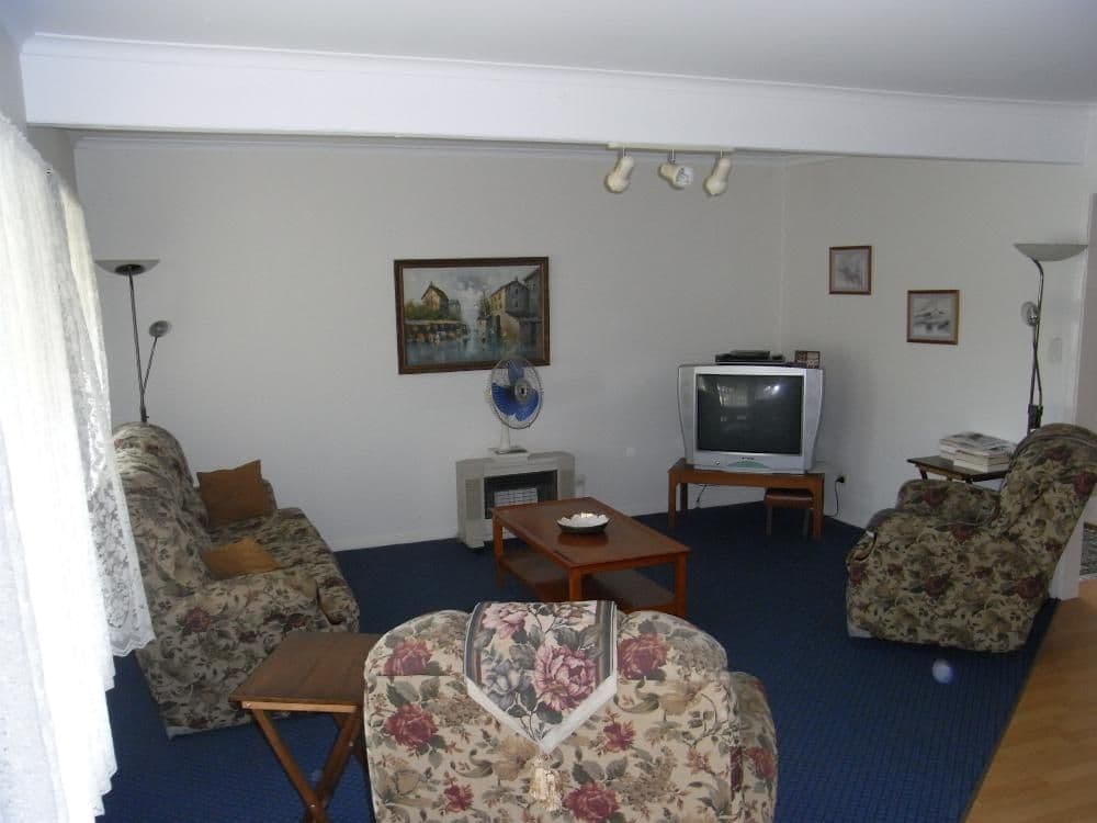 405 Dale Crescent, LAVINGTON NSW 2641, Lavington - Thumbnail 5