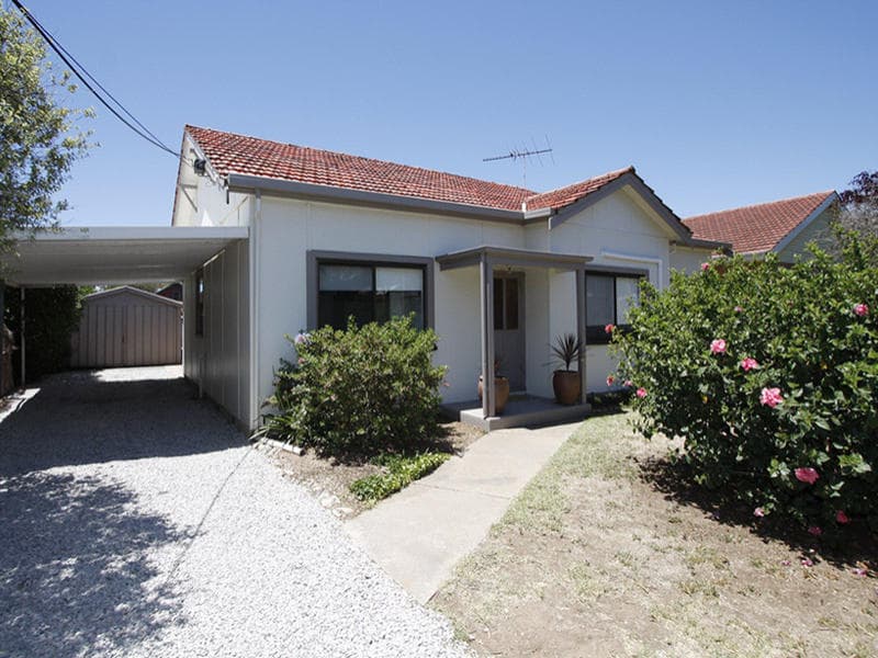 14 Dodd Avenue, Port Noarlunga - Thumbnail 2